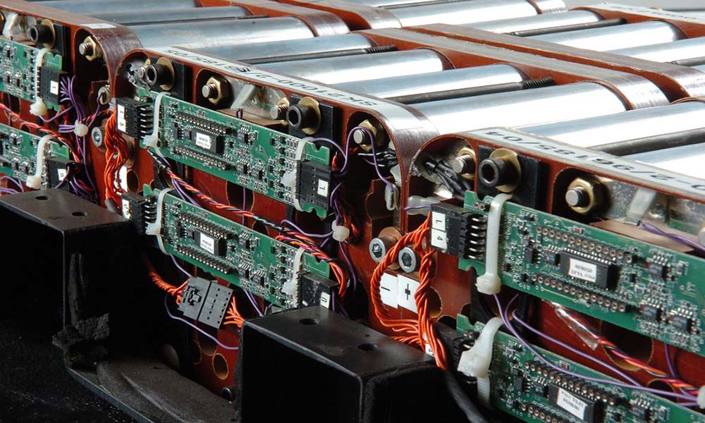 overcharge a deep cycle battery